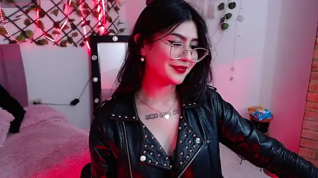 isa bunny18 online show from October 2025 03:10:02 AM