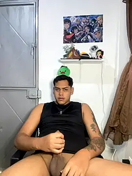 Snapshot of AaronMars_ chatting on October 2025 03:13:02 PM AaronMars  online show from October 2025 03:13:02 PM