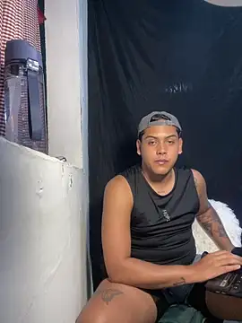 Snapshot of AaronMars_ chatting on October 2025 11:41:02 PM AaronMars  online show from October 2025 11:41:02 PM