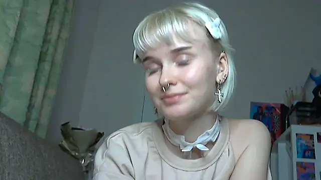 Paradoxy  online show from December 2025 08:14:02 PM