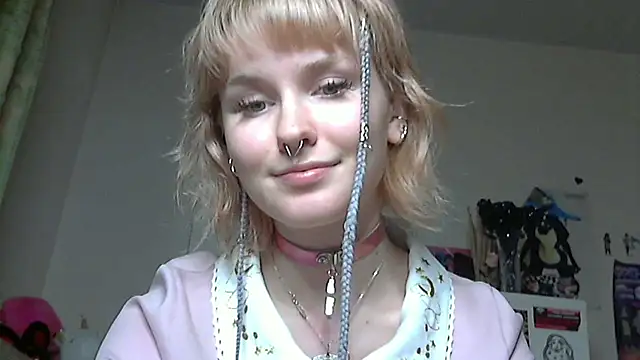 Paradoxy  online show from May 2026 07:55:02 PM
