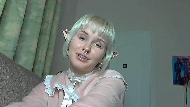 Paradoxy  online show from December 2025 07:52:02 PM