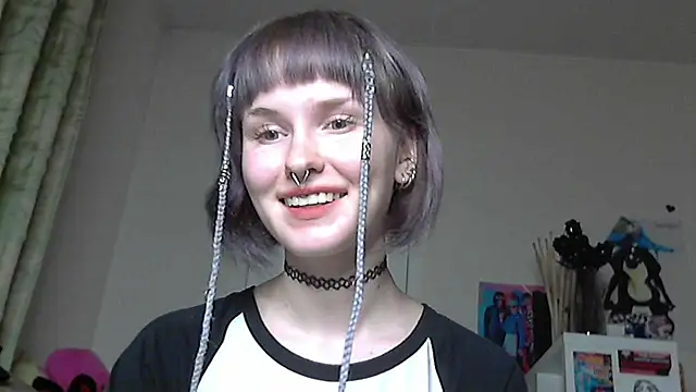 Paradoxy  online show from April 2026 06:58:01 PM