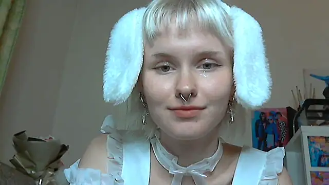 Snapshot of Paradoxy_ chatting on October 2025 08:32:02 PM Paradoxy online show from October 2025 08:32:02 PM
