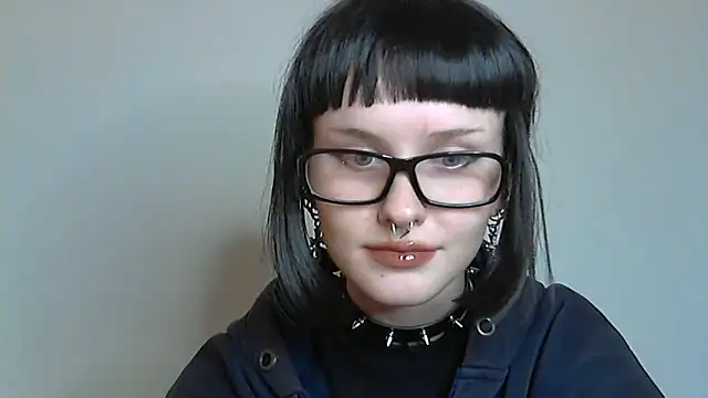 Snapshot of Paradoxy_ chatting on October 2025 07:24:01 PM Paradoxy online show from October 2025 07:24:01 PM