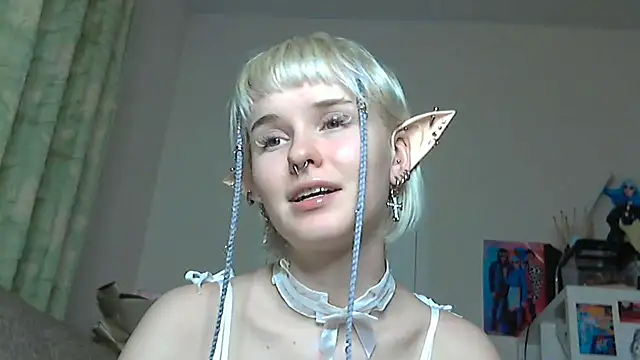 Paradoxy  online show from December 2025 09:06:02 PM