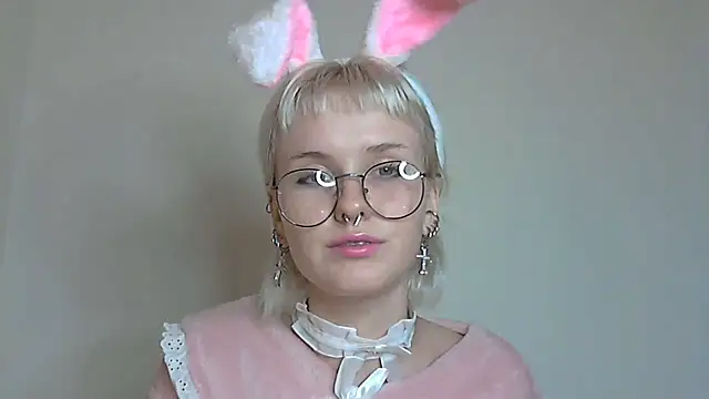 Snapshot of Paradoxy_ chatting on October 2025 06:30:01 PM Paradoxy online show from October 2025 06:30:01 PM