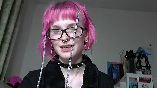 Paradoxy  online show from March 2026 08:09:01 PM