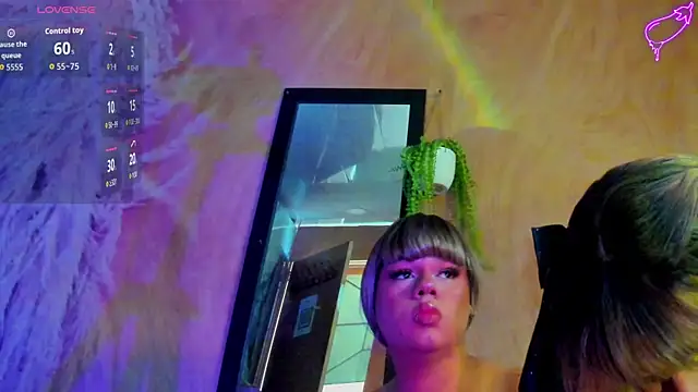 Tiffany deluxe online show from October 2025 07:59:01 PM