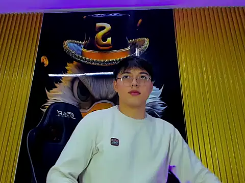 Snapshot of scarletl_17 chatting on November 2025 03:38:01 PM scarletl 17 online show from November 2025 03:38:01 PM