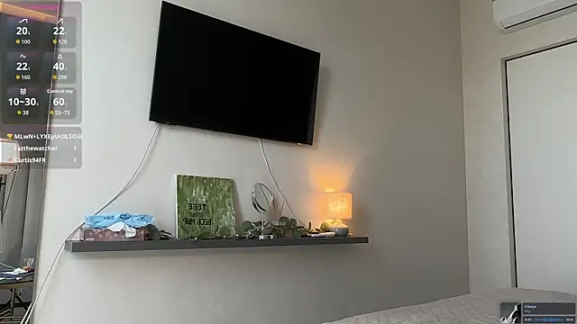 SophieBelll online show from October 2025 11:07:01 AM