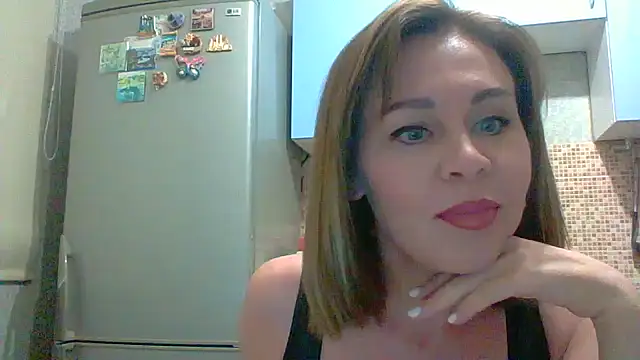 Snapshot of Olyverin chatting on November 2025 12:50:01 AM Olyverin online show from November 2025 12:50:01 AM