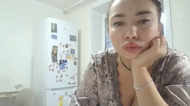 Cynariva online show from November 2025 01:21:02 AM