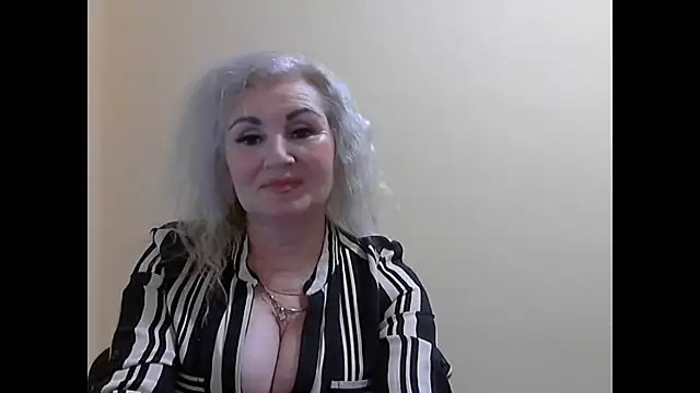 LadySexyBlond online show from November 2025 04:51:01 PM