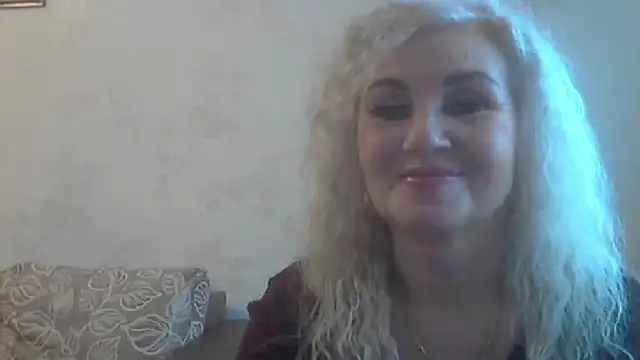 LadySexyBlond online show from October 2025 05:28:01 AM