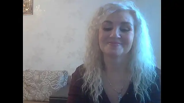LadySexyBlond online show from May 2026 01:38:02 PM