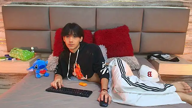 Lovers 21 online show from October 2025 09:49:02 PM
