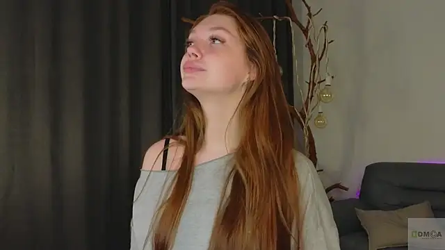 Nicole Broown  online show from May 2026 09:01:02 PM