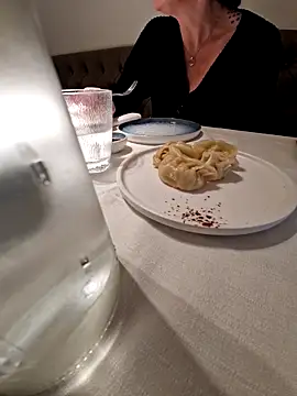 Snapshot of candymaxxx chatting on February 2026 11:44:01 AM candymaxxx online show from February 2026 11:44:01 AM