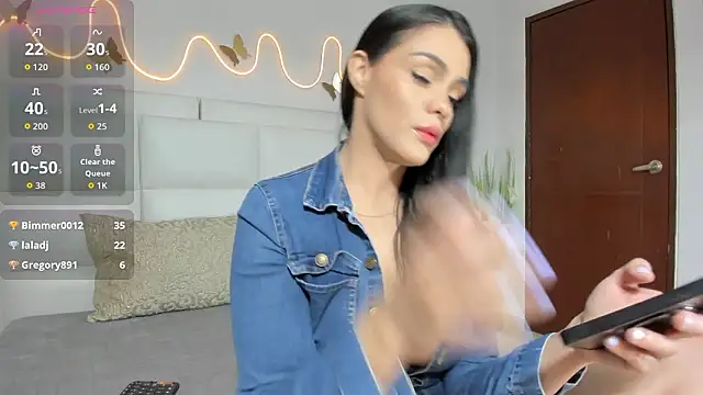 Antonella Maxwell online show from January 2026 07:17:02 PM