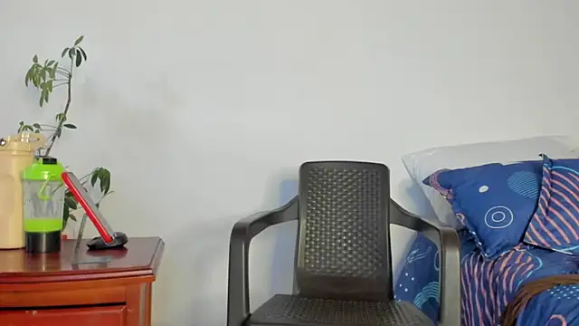 Snapshot of Carlota_flow chatting on October 2025 05:03:01 PM Carlota flow online show from October 2025 05:03:01 PM