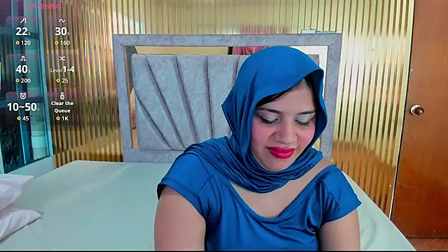 Amyra Rasi online show from November 2025 07:03:01 PM