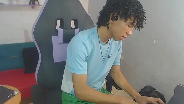 xion ez online show from December 2025 09:30:02 PM