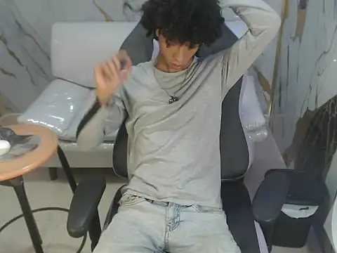 xion ez online show from November 2025 07:39:01 PM