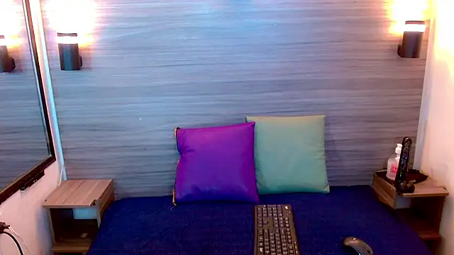 katherine x1 online show from October 2025 03:41:02 AM