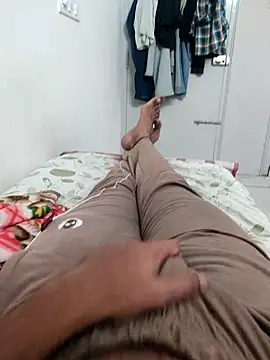 ramboram897 online show from October 2025 01:21:02 PM