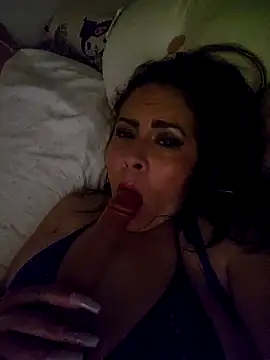 Queenbz1979 online show from October 2025 08:59:01 AM