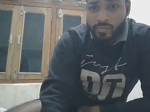 Snapshot of Raw12499 chatting on December 2025 04:52:02 PM Raw12499 online show from December 2025 04:52:02 PM