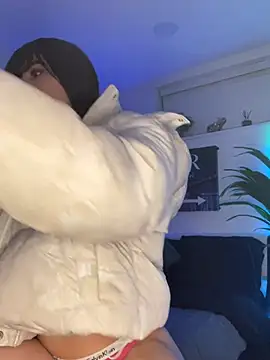 emilycolte online show from January 2026 02:04:02 AM