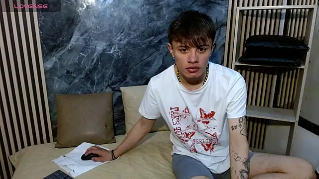 Jerom xx online show from September 2025 07:31:01 PM