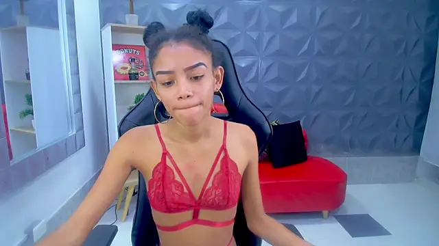 adisson petite1 online show from October 2025 12:17:01 PM