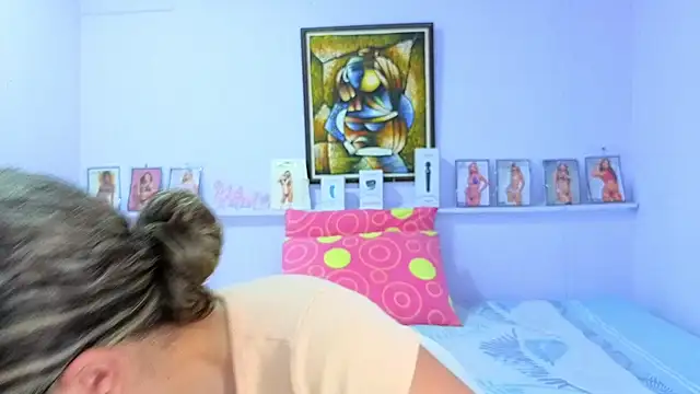 Snapshot of katiaa_lovv chatting on November 2025 11:48:01 AM katiaa lovv online show from November 2025 11:48:01 AM