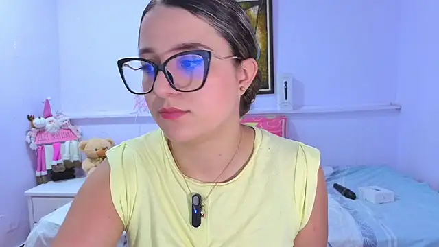 Snapshot of katiaa_lovv chatting on November 2025 11:58:02 AM katiaa lovv online show from November 2025 11:58:02 AM