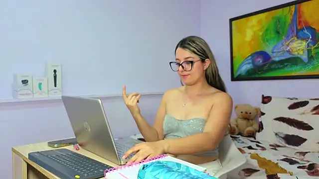 katiaa lovv online show from March 2026 10:29:02 PM