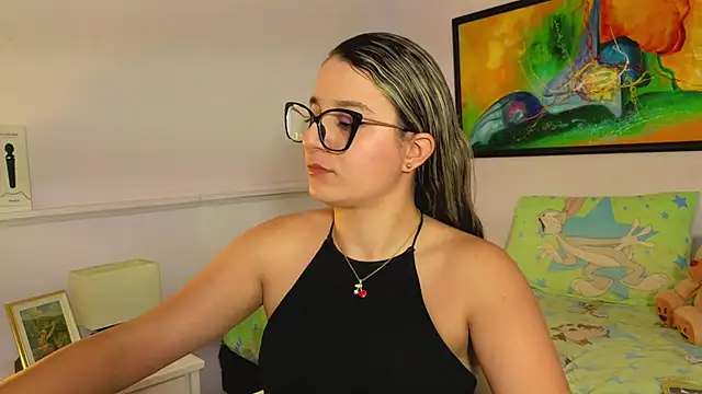 katiaa lovv online show from April 2026 07:50:02 PM