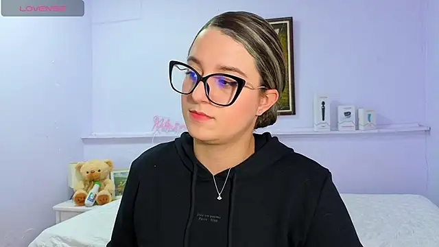 katiaa lovv online show from October 2025 12:06:02 PM