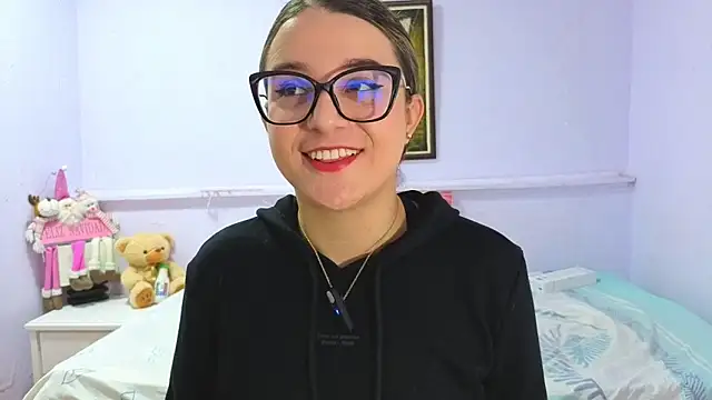 Snapshot of katiaa_lovv chatting on November 2025 11:58:01 AM katiaa lovv online show from November 2025 11:58:01 AM