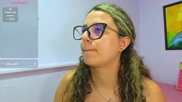 katiaa lovv online show from February 2026 12:10:02 AM