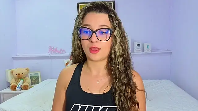 katiaa lovv online show from October 2025 11:44:02 AM