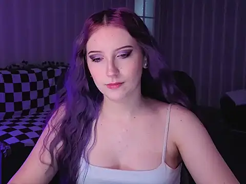 Snapshot of violet-siren-x chatting on July 2026 01:18:01 PM violet-siren-x online show from July 2026 01:18:01 PM