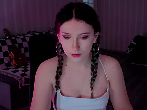 violet-siren-x online show from May 2026 12:36:02 PM