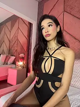 Snapshot of ChloeRosses chatting on February 2026 06:59:01 AM ChloeRosses online show from February 2026 06:59:01 AM