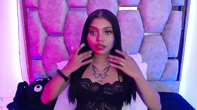 AnalyMilles online show from February 2026 01:23:01 AM