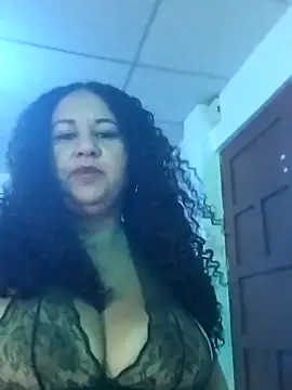 MEYBELLATINA online show from May 2026 10:35:01 PM