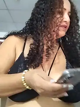 MEYBELLATINA online show from October 2025 08:30:01 PM