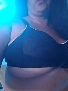 MEYBELLATINA online show from April 2026 09:38:02 PM
